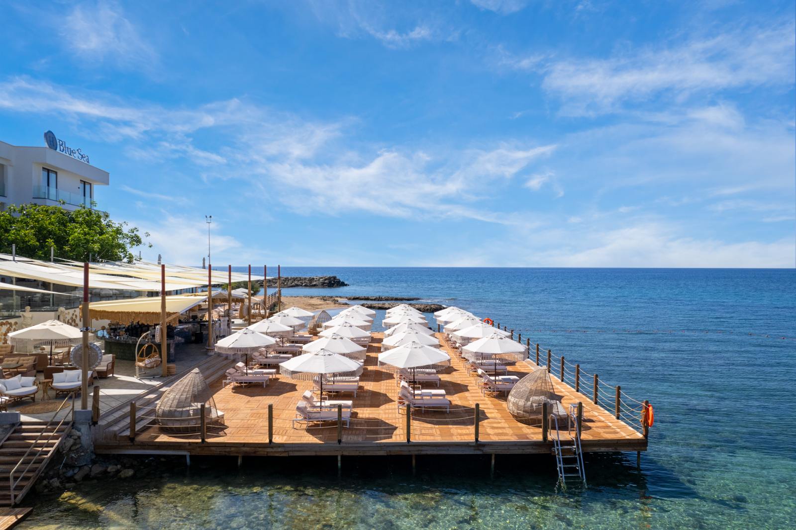 Blue Sea Hotel | İskele Bar